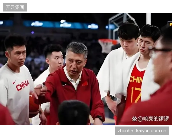 沙特队高位压迫战术存在被反击克制的风险，中后卫的速度将直接影响防线稳定性。